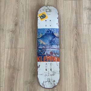 Karsten Kleppan WKND skateboard 8.0